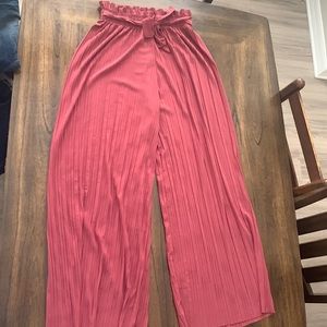 Pink pants Flowey flexible waistband, sizes medium through extra-large!